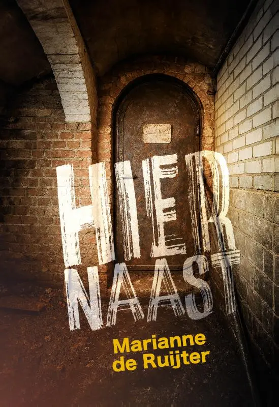 Hiernaast